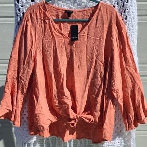 NWT Torrid Size 2 coral tie front bell sleeved top